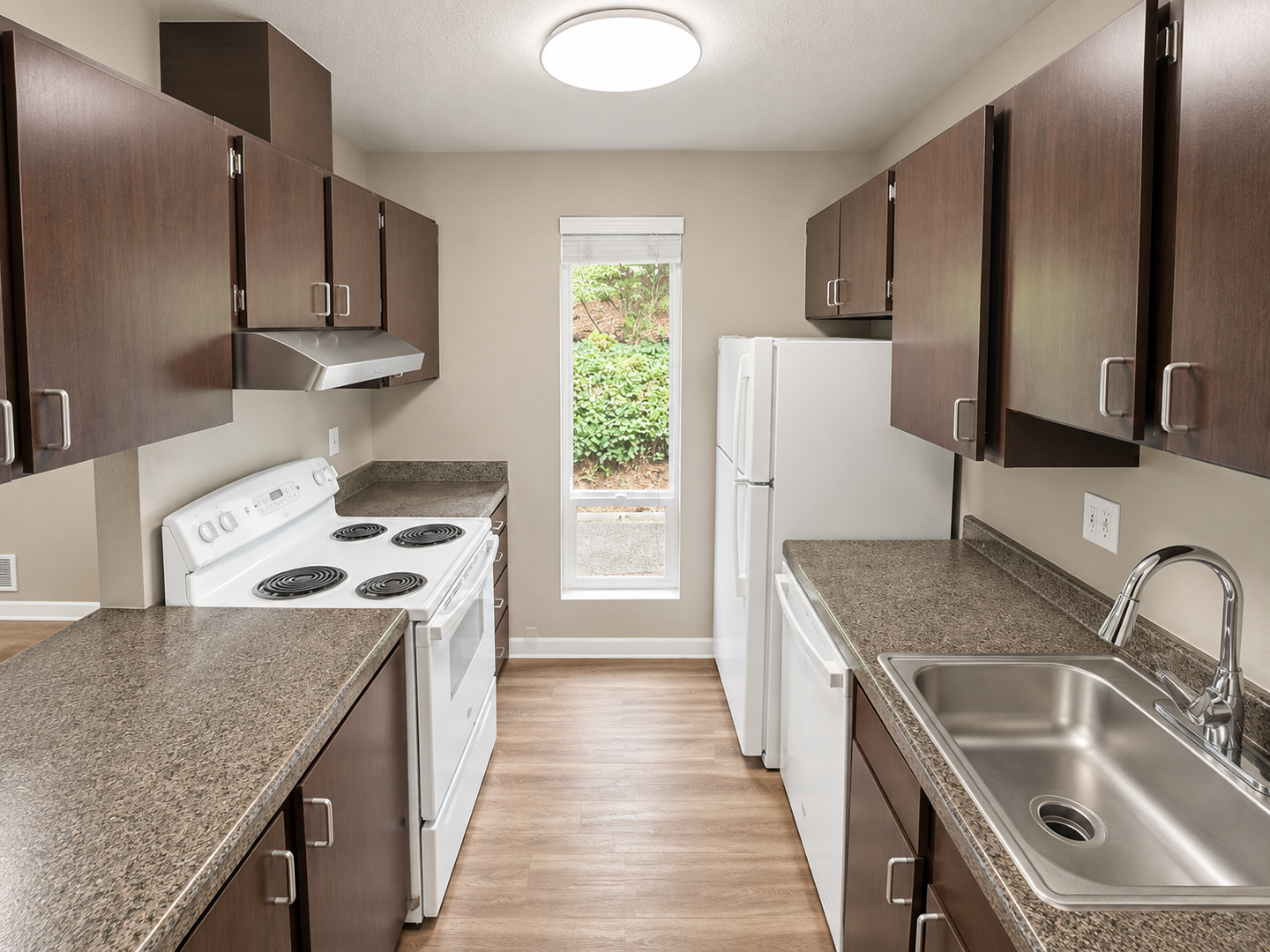 Bellevue Apartment: 14260 SE 18th ST