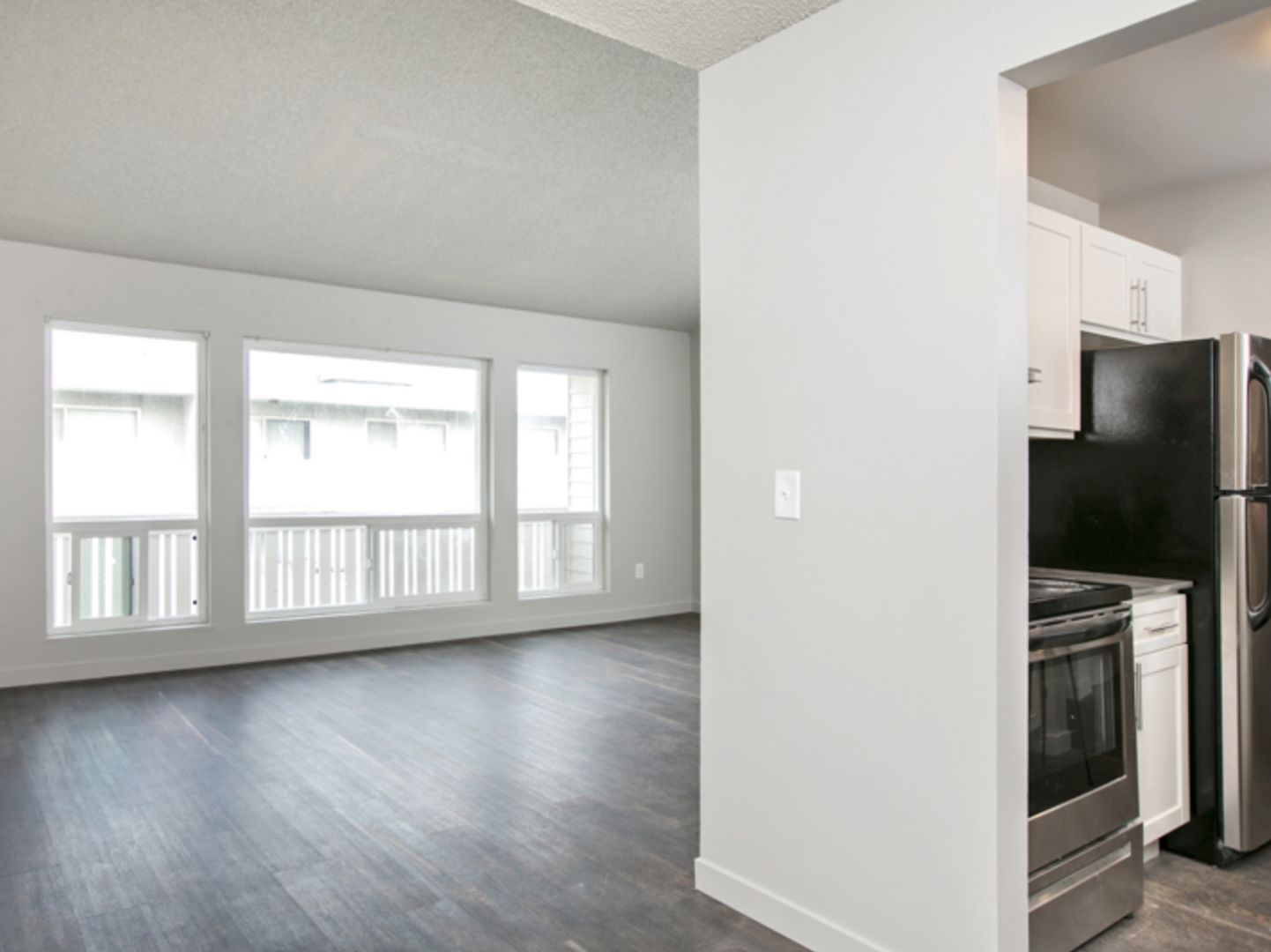 Seattle Apartment: 3032 NE 140th St