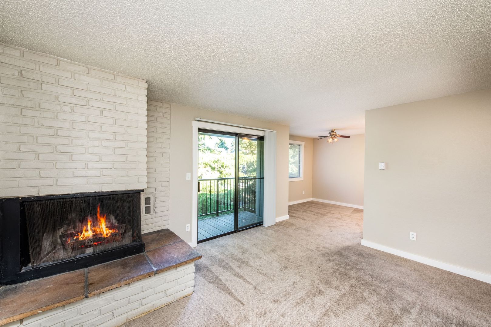 Bellevue Apartment: 4160 124th AVE SE