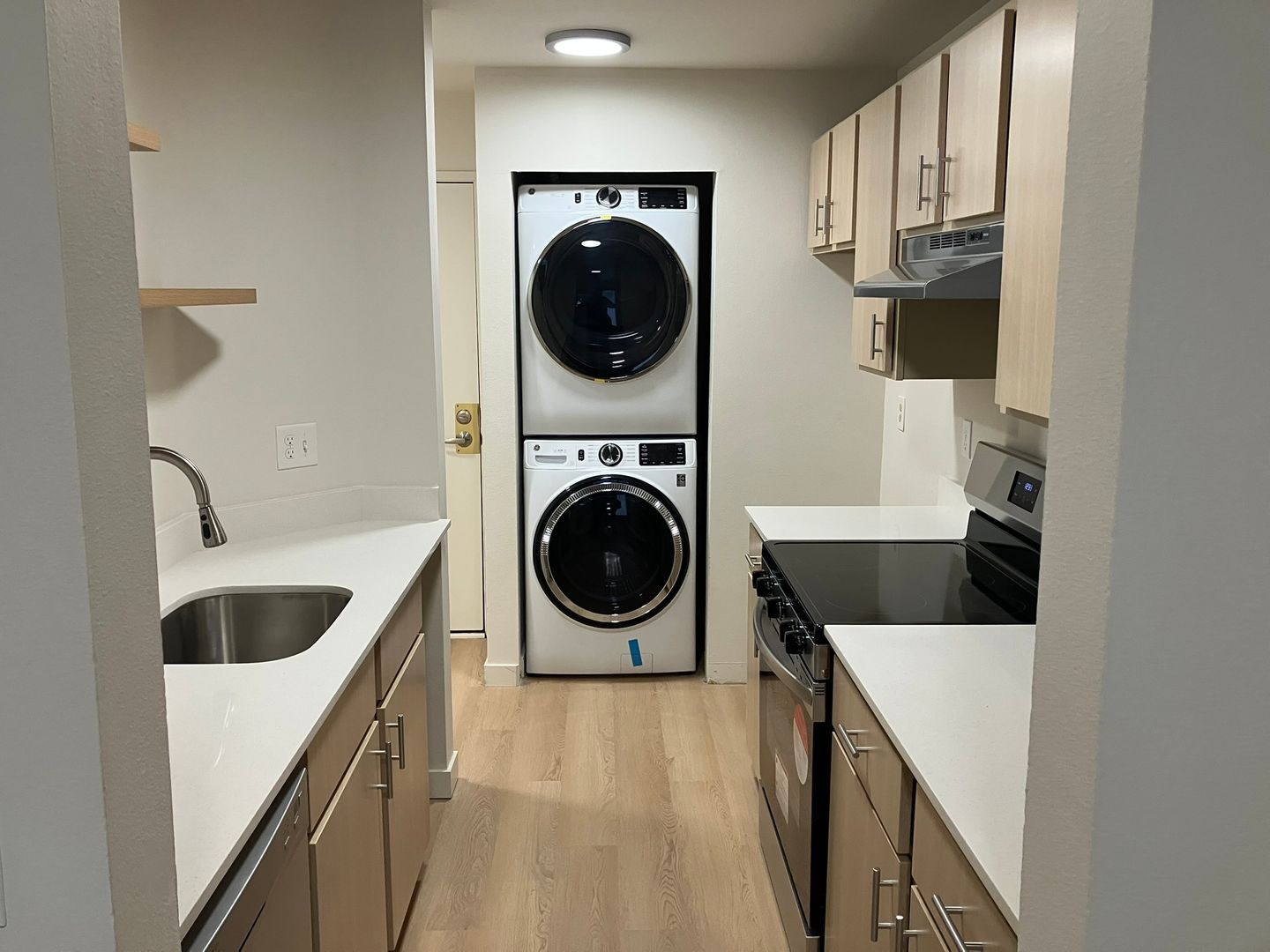 Seattle Apartment: 3624 Phinney Ave N