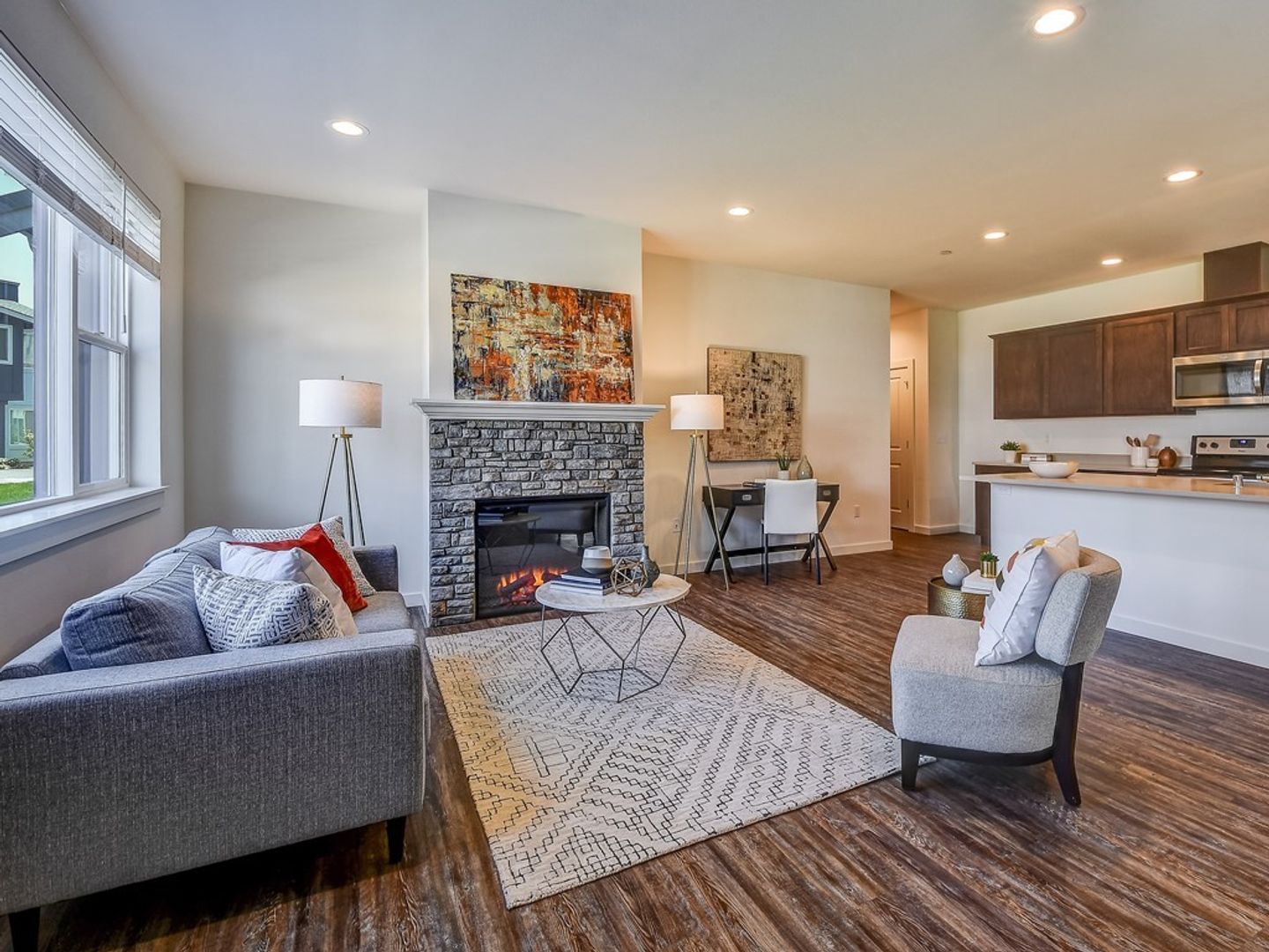 North Bend Apartment: 220 SE Orchard Dr