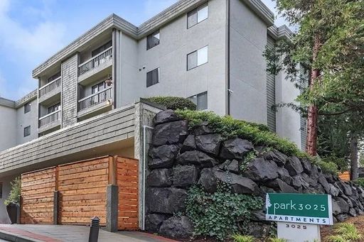 3025 NE 137th St., Apt 402 – photo 1
