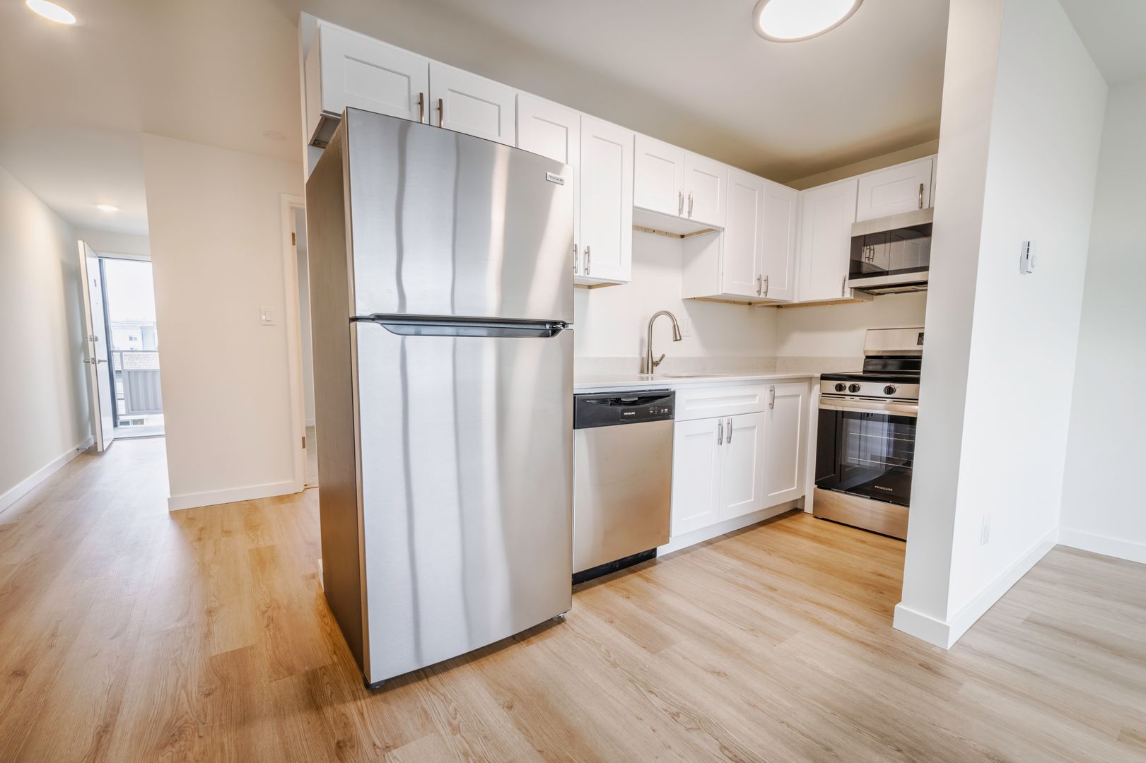 Seattle Apartment: 5121 17th Ave NW