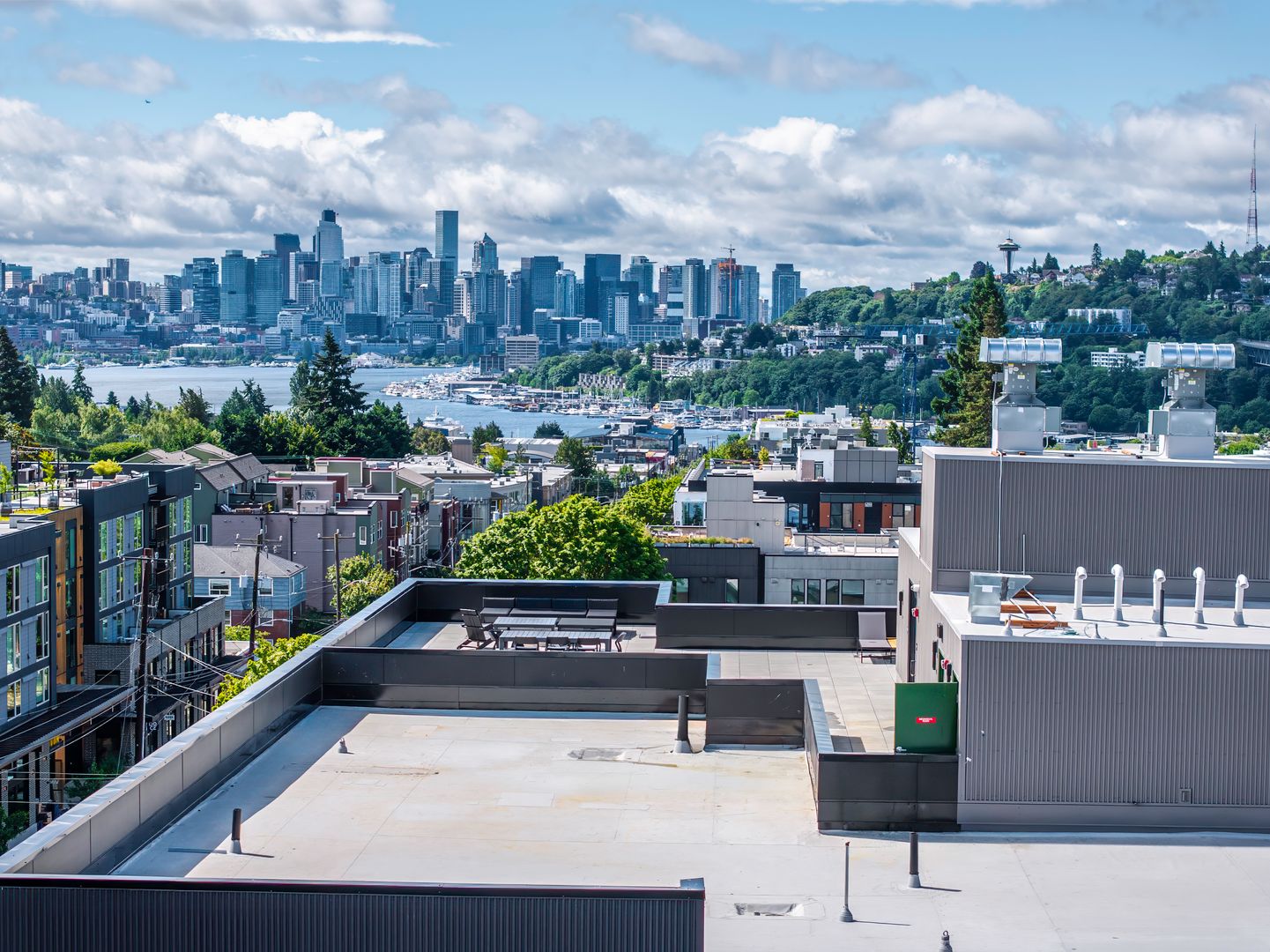 Seattle Apartment: 4201 Stone Way North