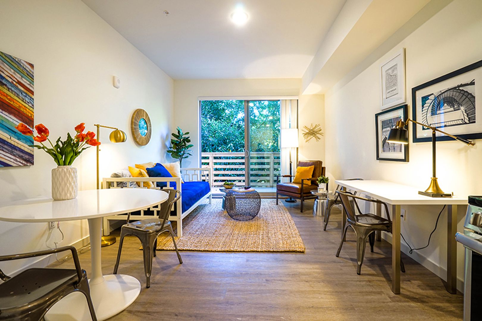 Seattle Apartment: 4025 Stone Way N