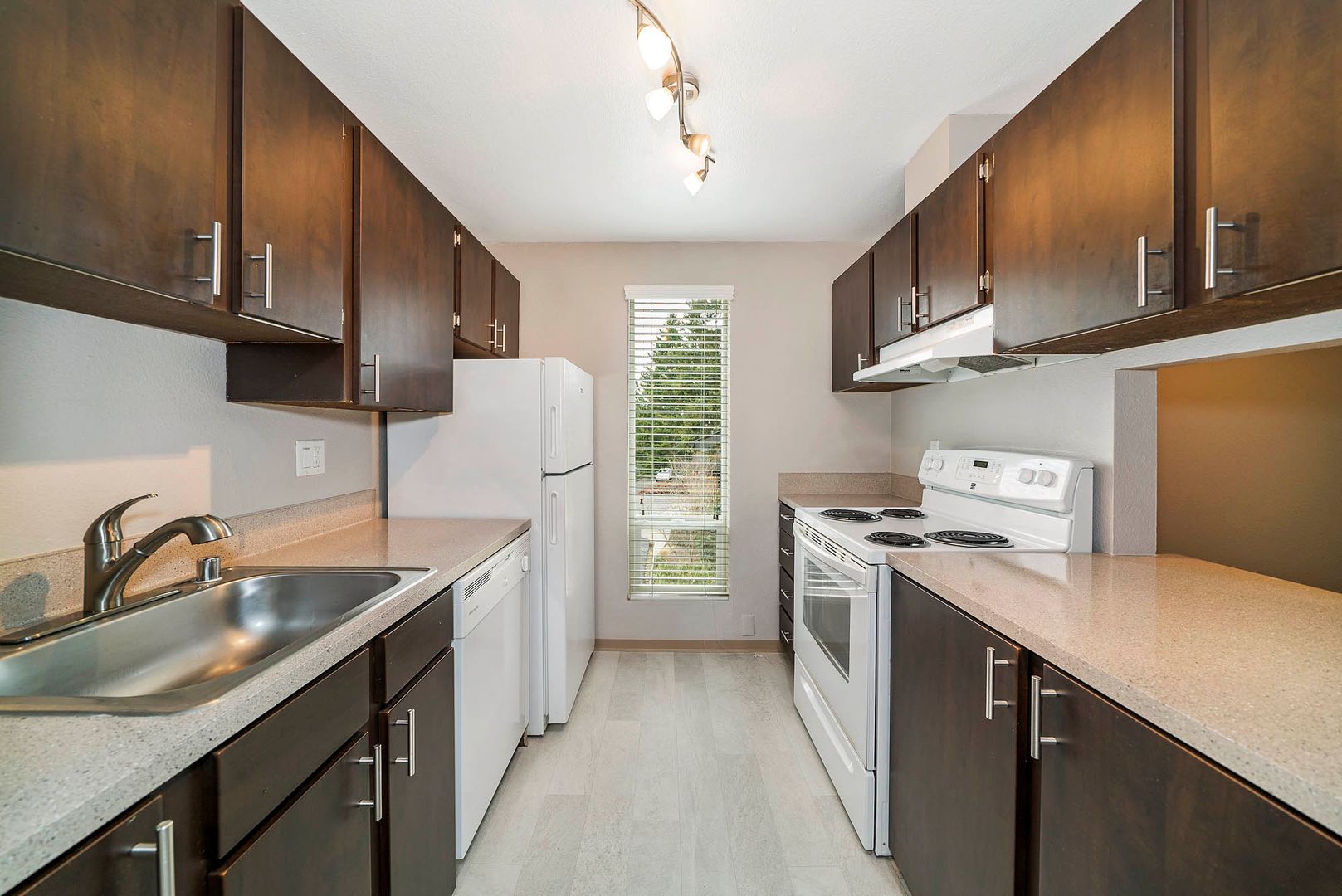 Bellevue Apartment: 14260 SE 18th ST