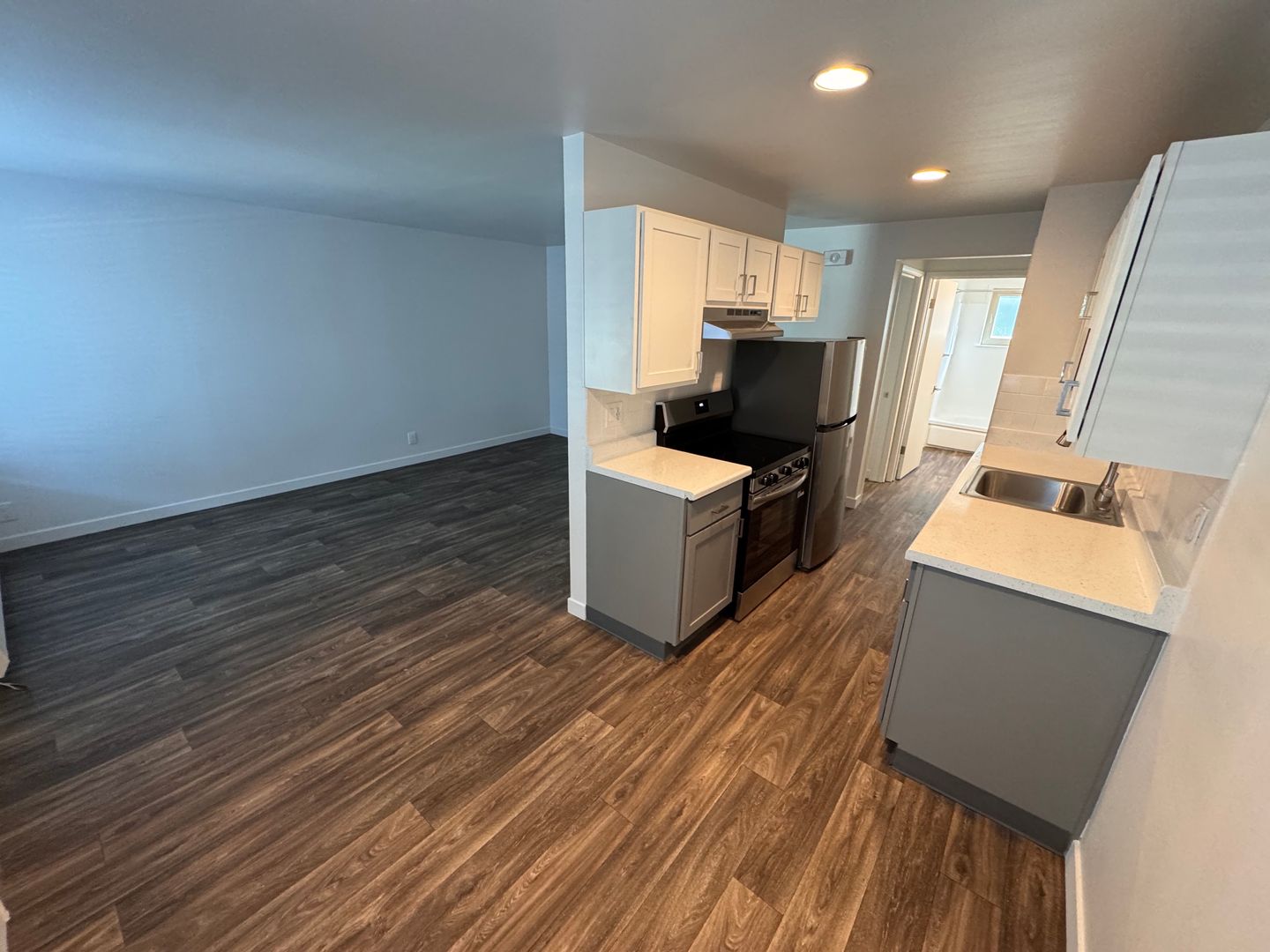 Seattle Apartment: 6100 24th Ave NW