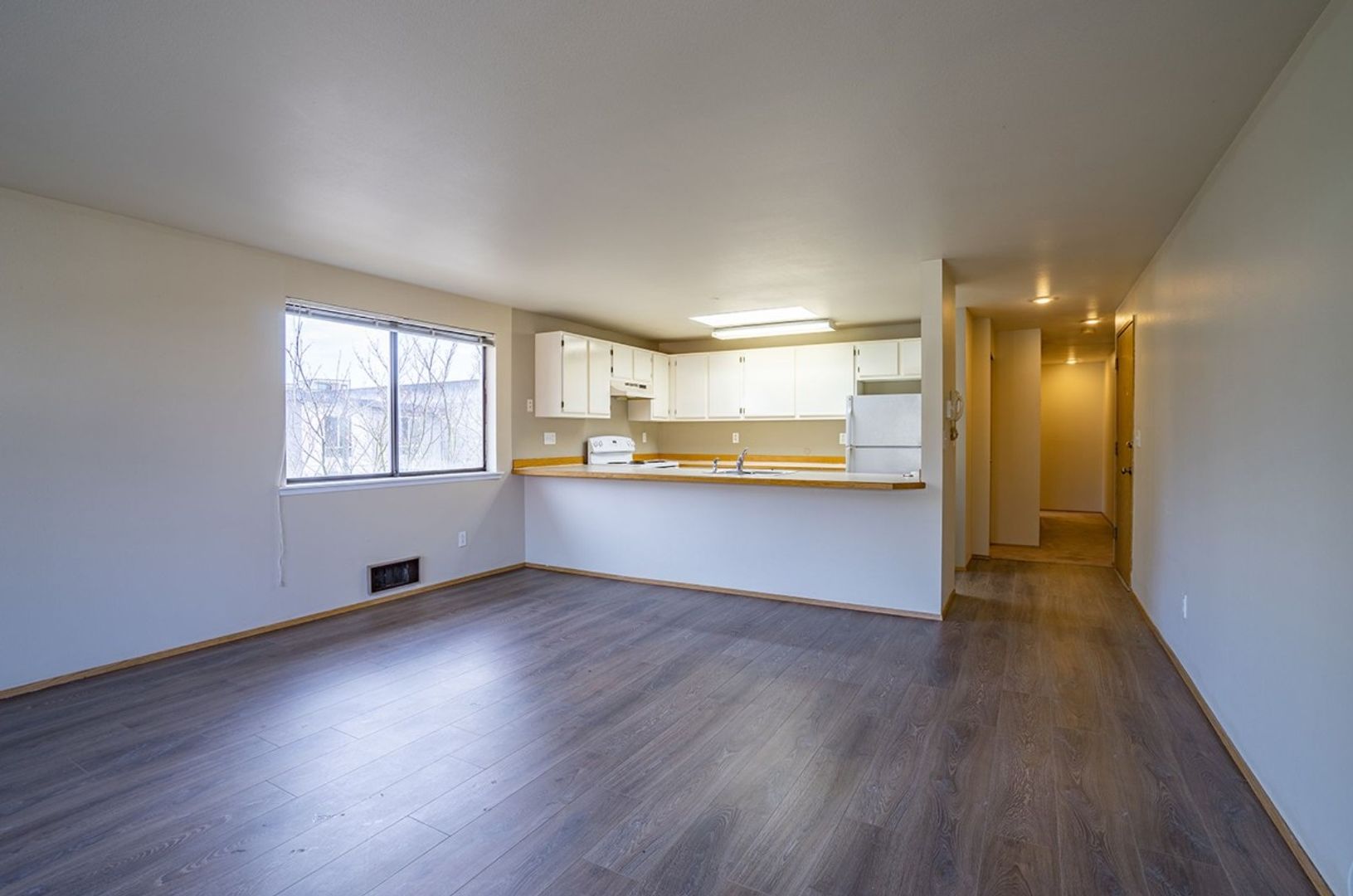 Seattle Apartment: 201 NW 39th St