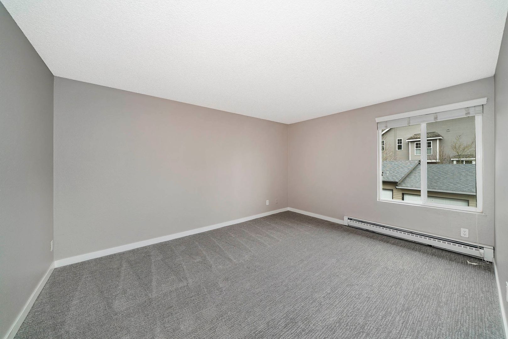 Bellevue Apartment: 14260 SE 18th ST