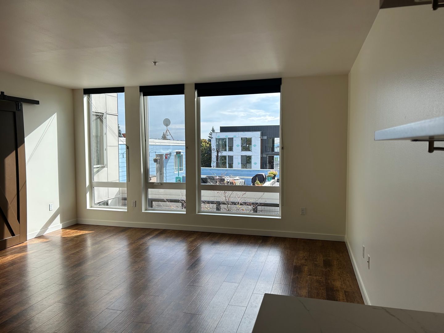 Seattle Apartment: 4111 Stone Way N