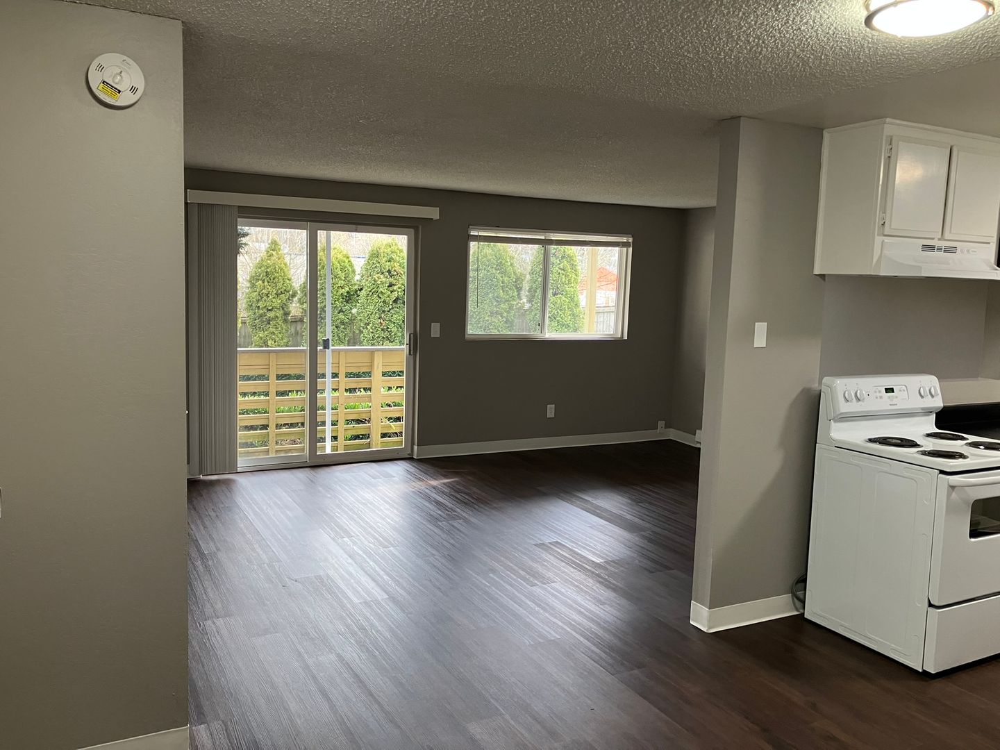 Bellevue Apartment: 13001 SE 28th PL