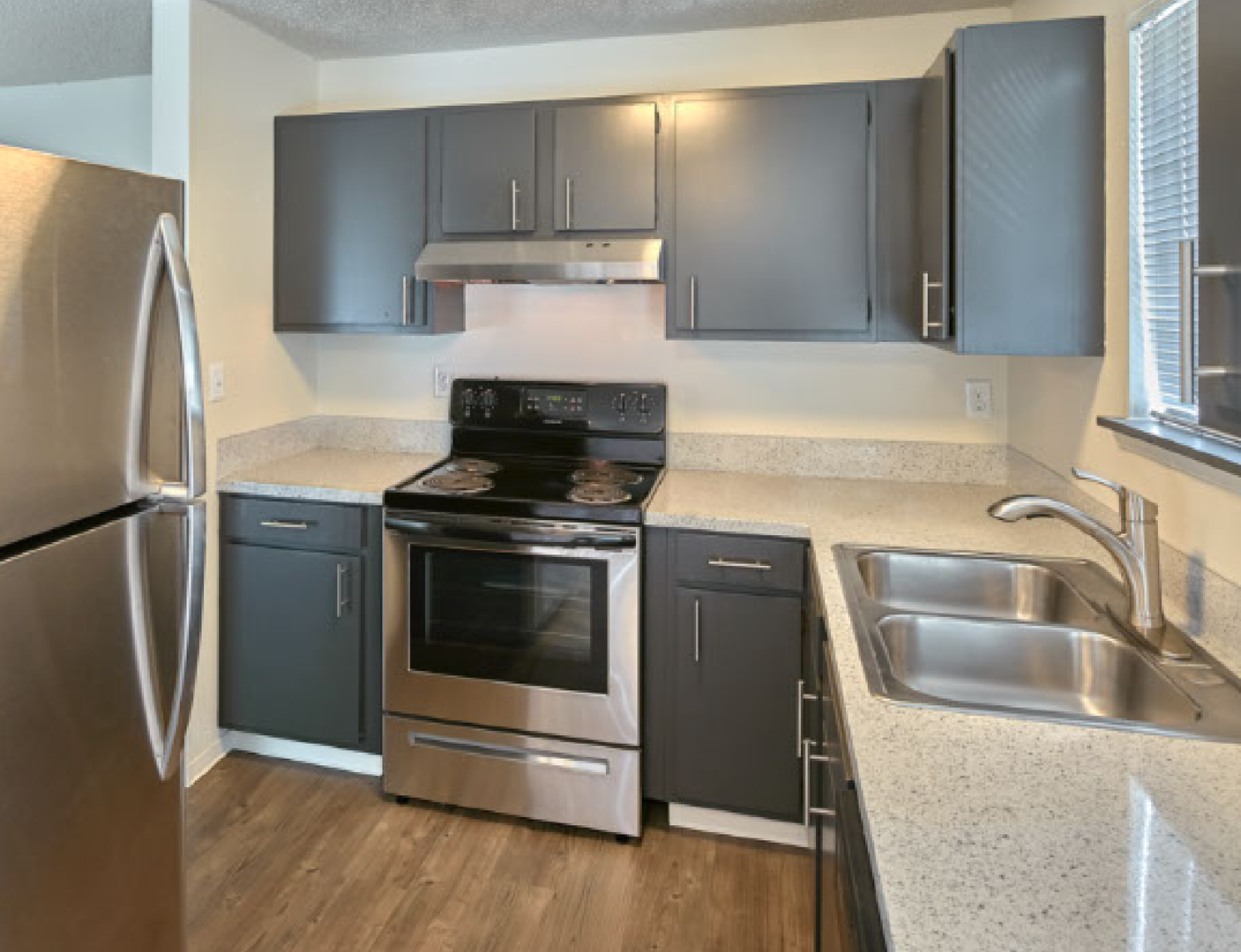 Seattle Apartment: 900 SW Holden Street