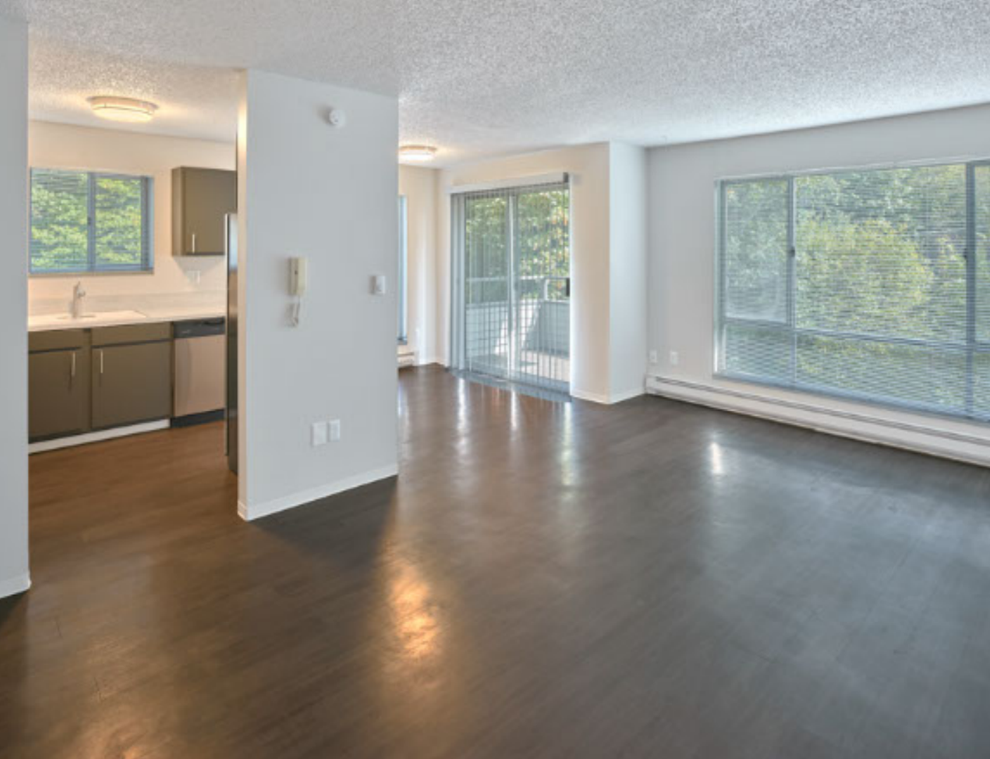 Seattle Apartment: 900 SW Holden Street