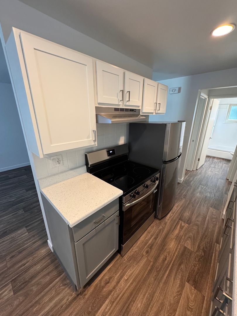 Seattle Apartment: 6100 24th Ave NW