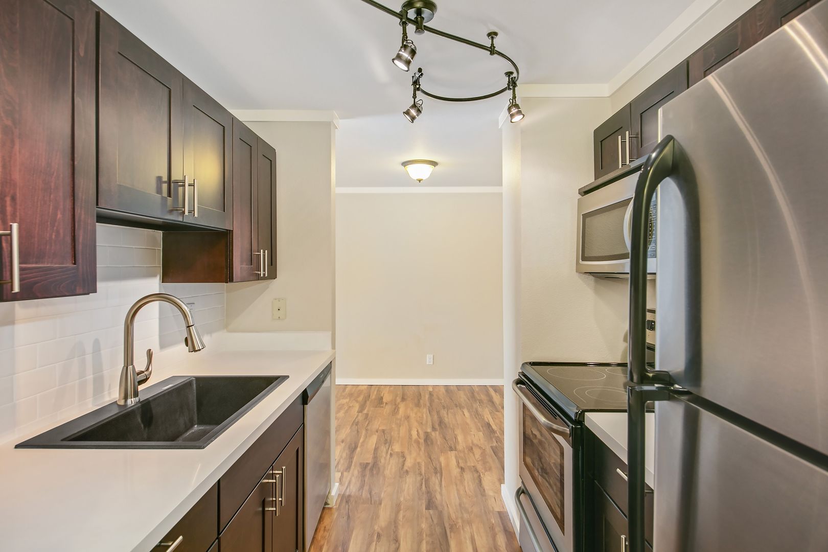 Seattle Apartment: 1120 N 93rd St