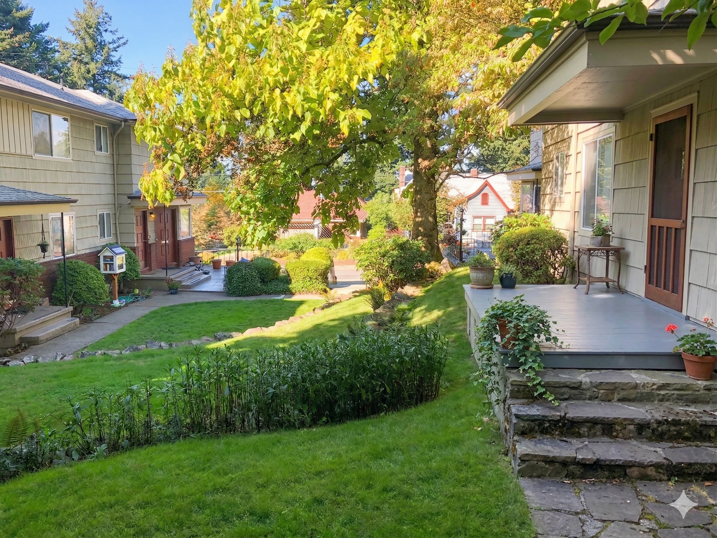 PORTLAND Apartment: 6634 E BURNSIDE #A-N