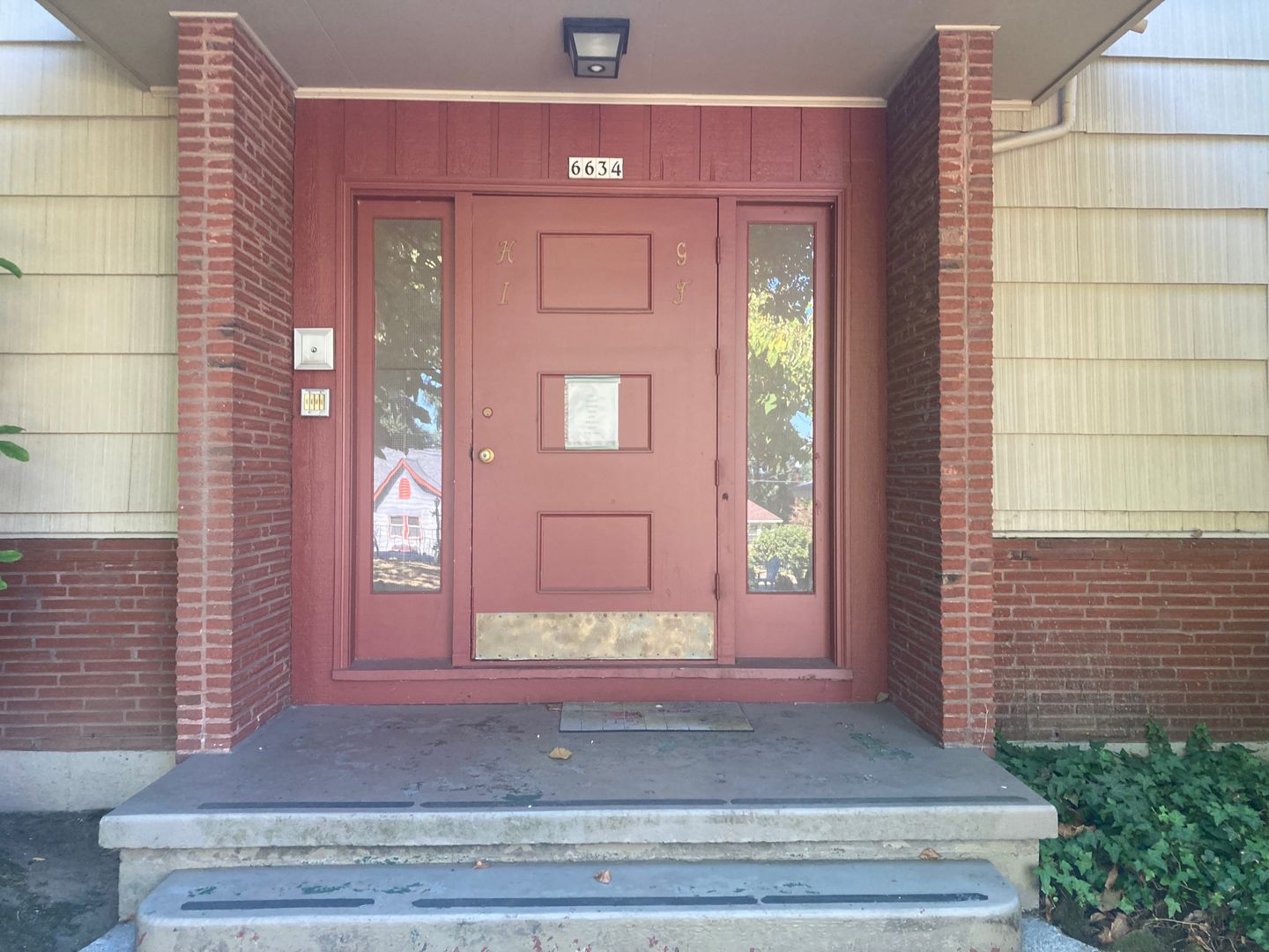 PORTLAND Apartment: 6634 E BURNSIDE #A-N
