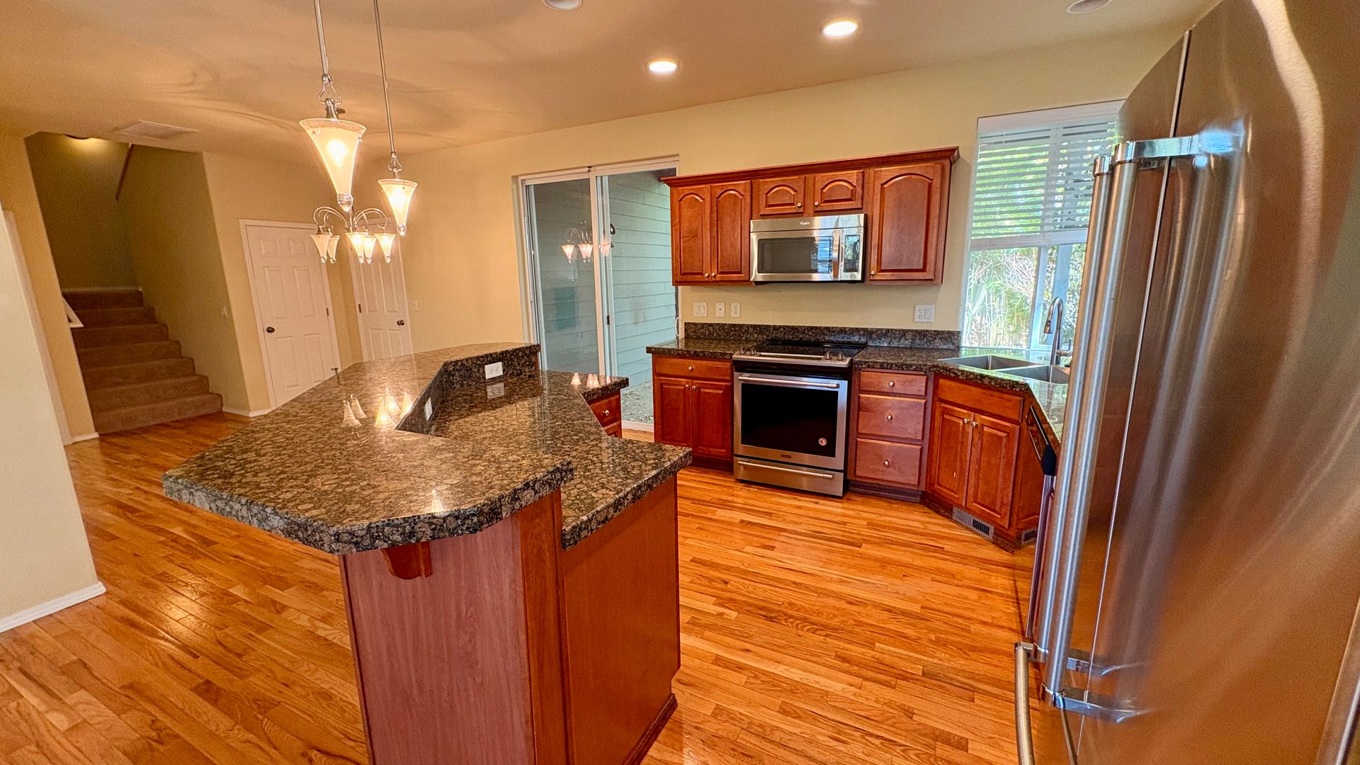 PORTLAND House: 11021 SW WASHINGTON ST