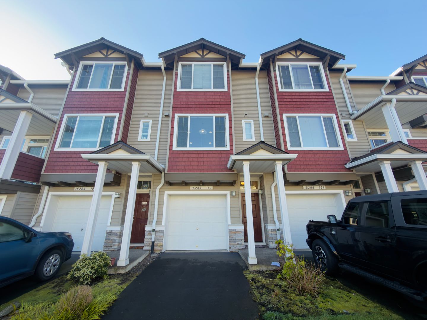 BEAVERTON House: 15200 SW WARBLER WAY