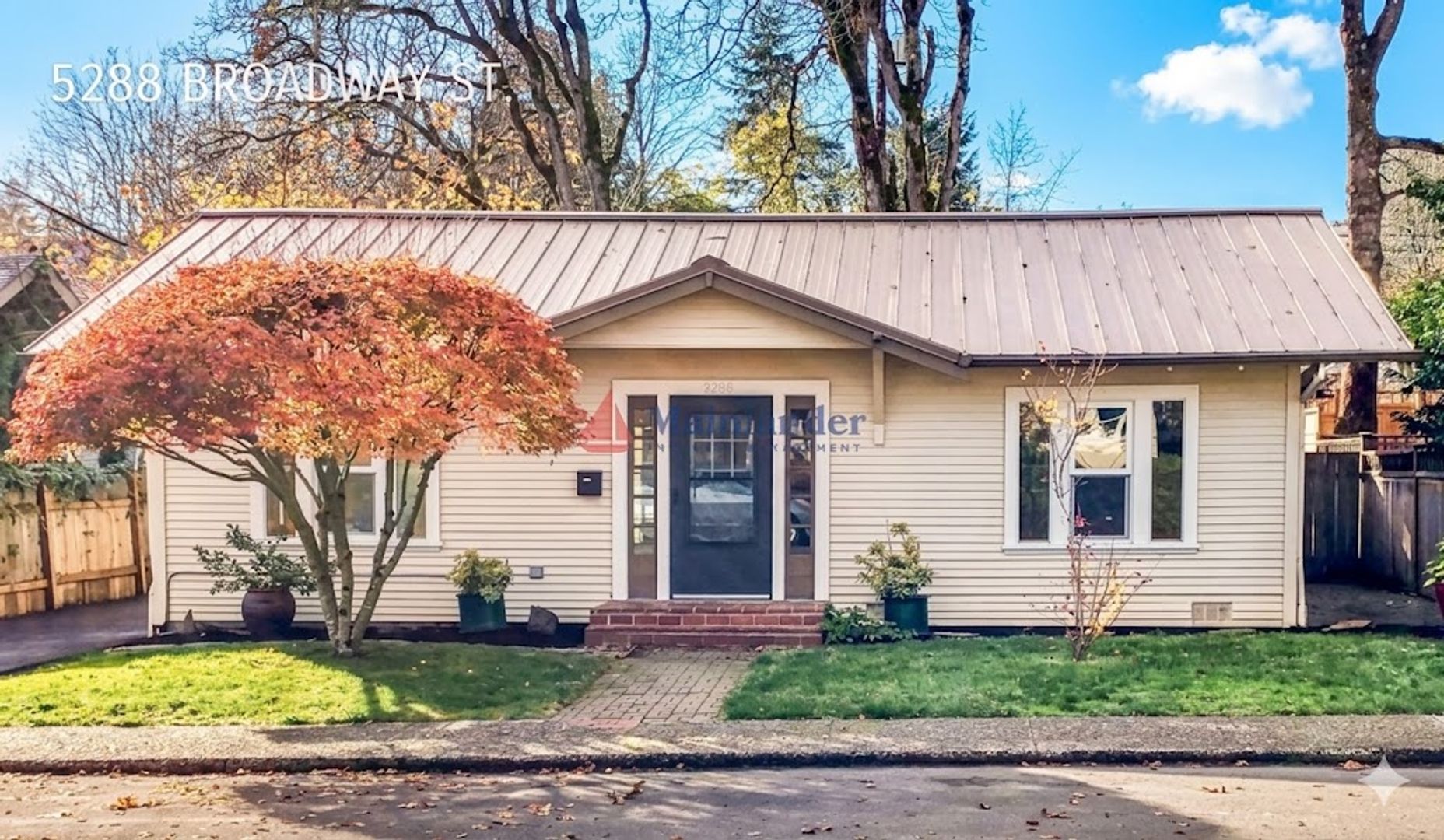 WEST LINN House: 5288 BROADWAY ST.