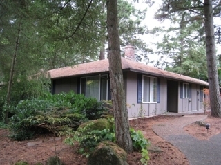 LAKE OSWEGO Apartment: 18131/18133 DEERBRUSH