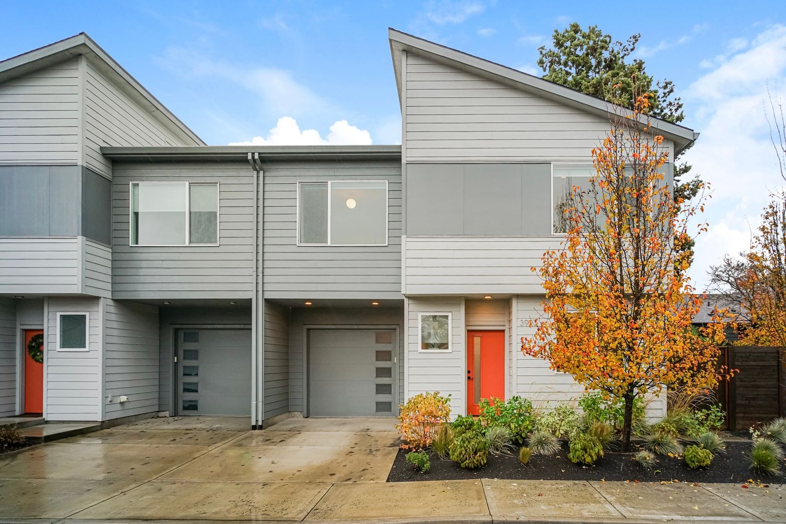 PORTLAND House: 3927 SE FRANKLIN CT.