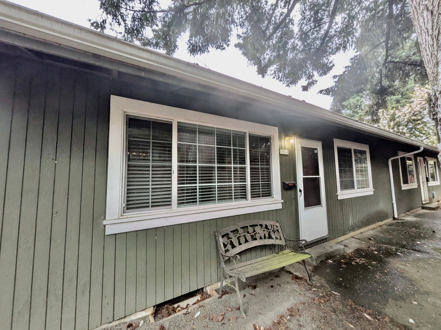 Portland Condo: 1808 SE Sherret Street