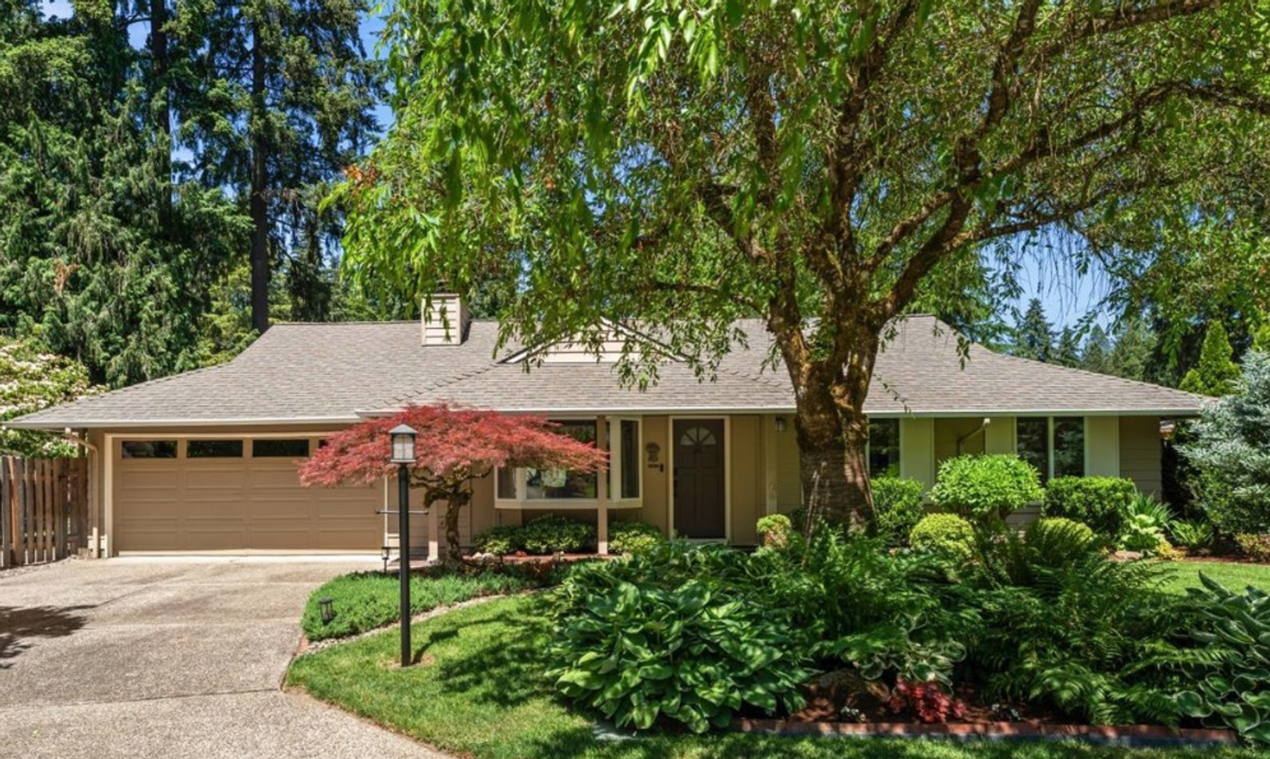 LAKE OSWEGO House: 5329 CHARLETON CT.