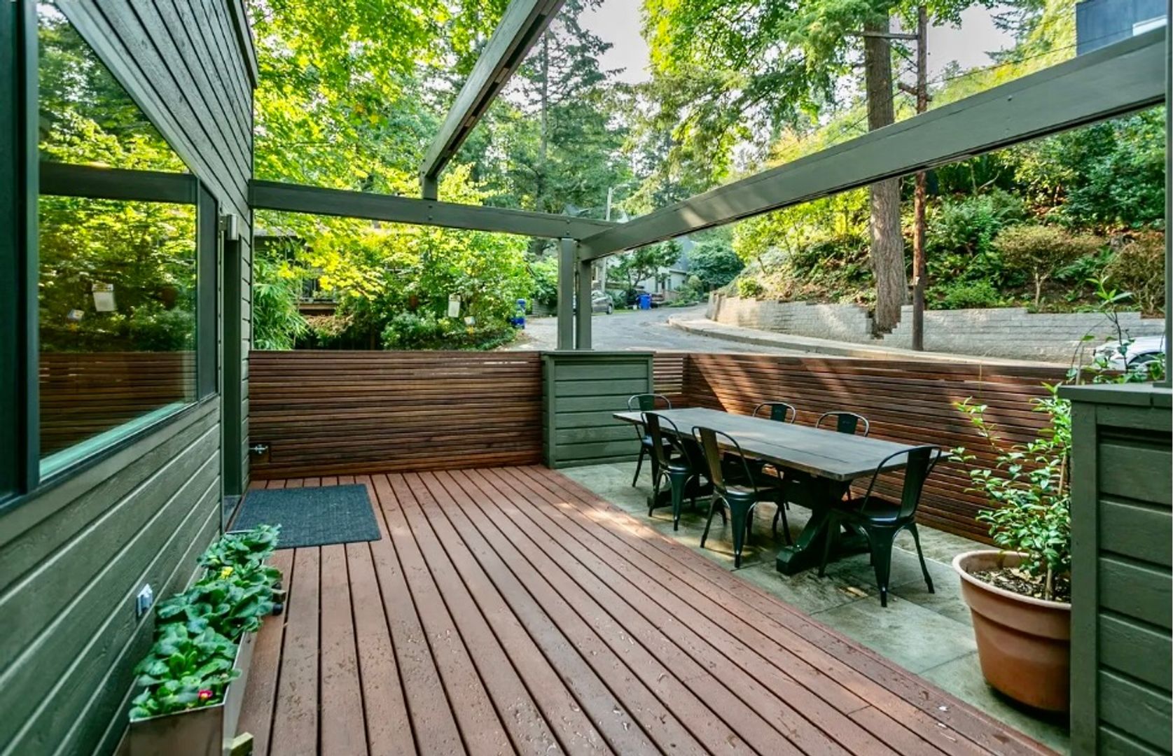 PORTLAND House: 3108 SW BENNINGTON DRIVE