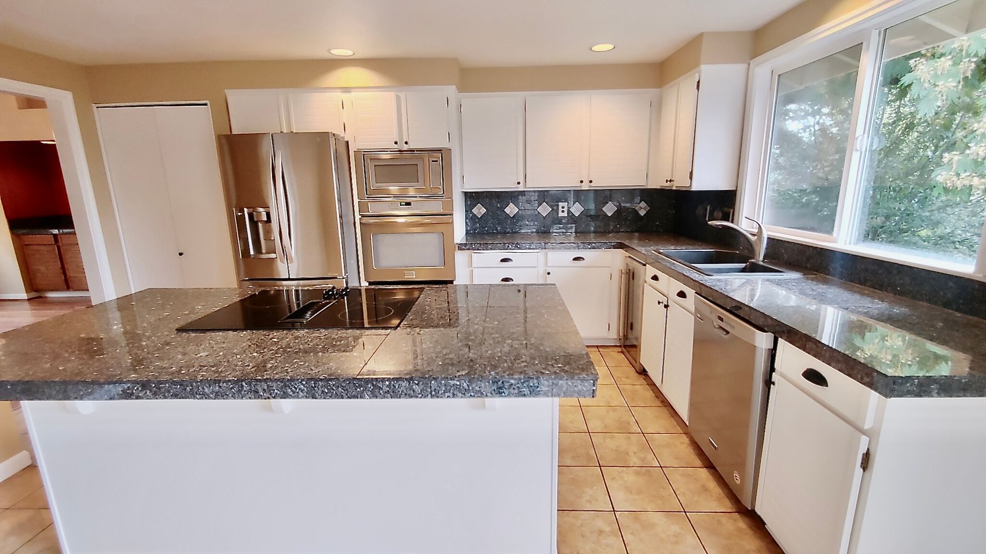 LAKE OSWEGO House: 4134 ORCHARD WAY