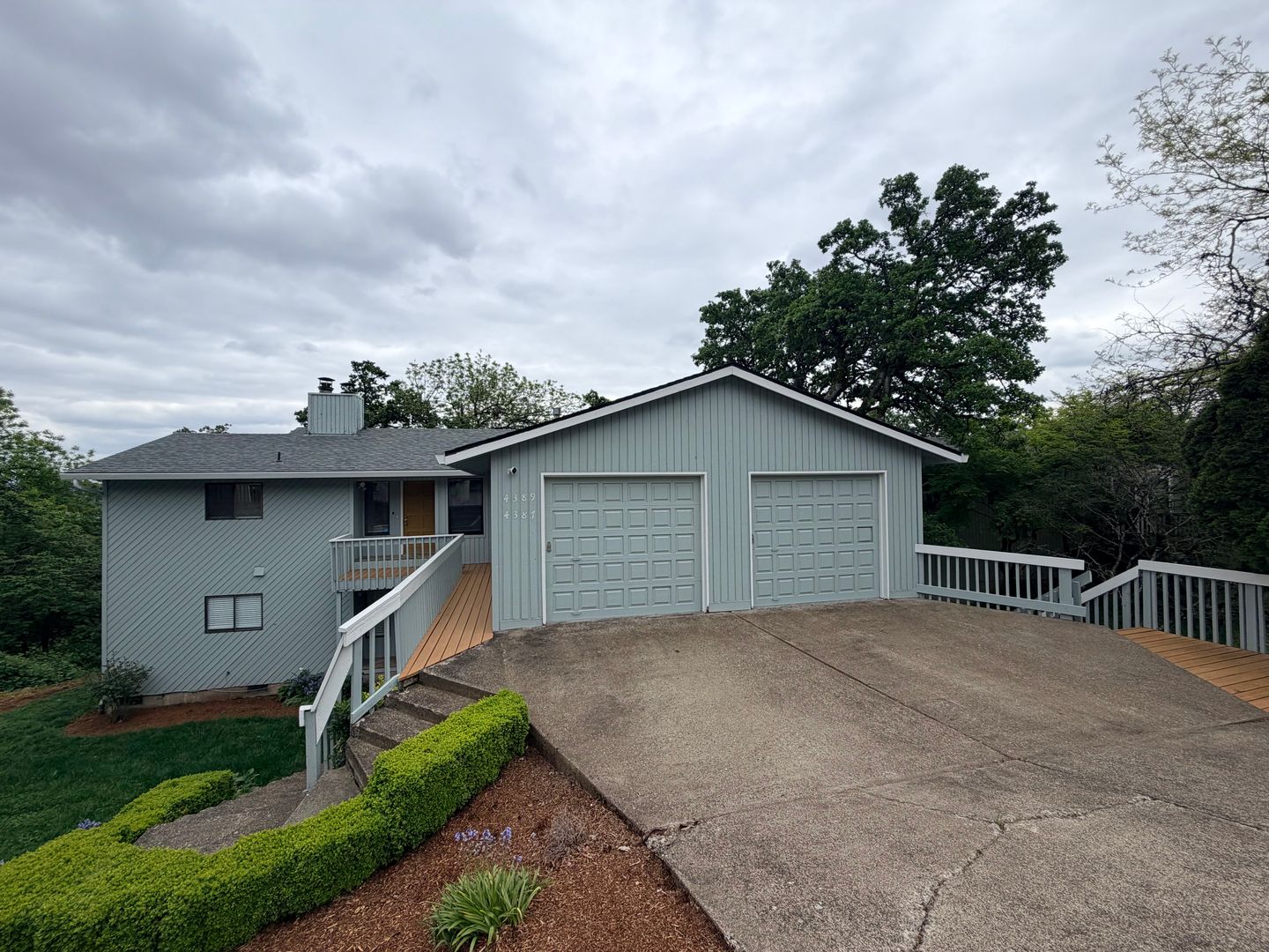 WEST LINN House: 4389 IMPERIAL DR