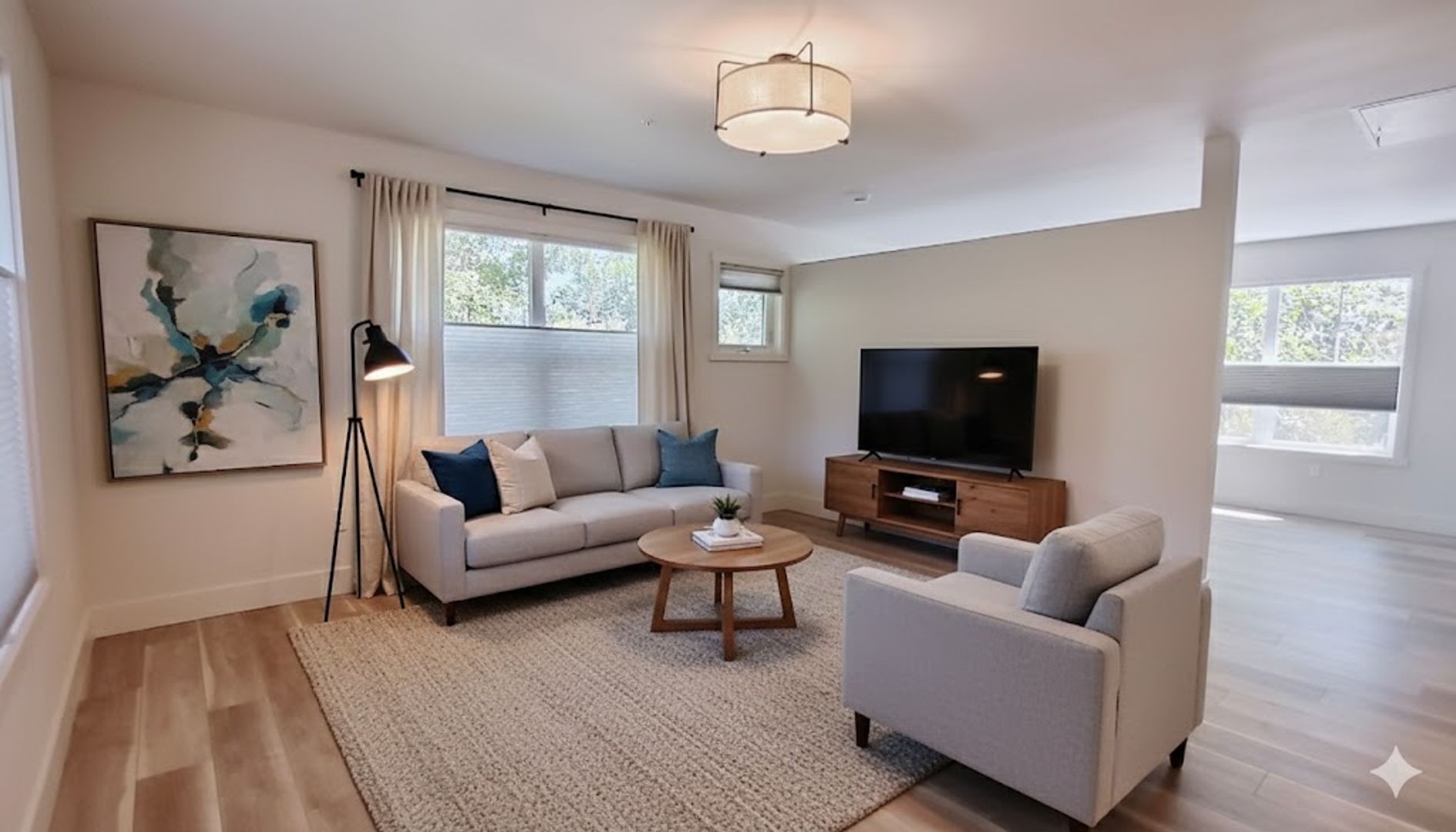 LAKE OSWEGO Apartment: 15948 QUARRY RD.