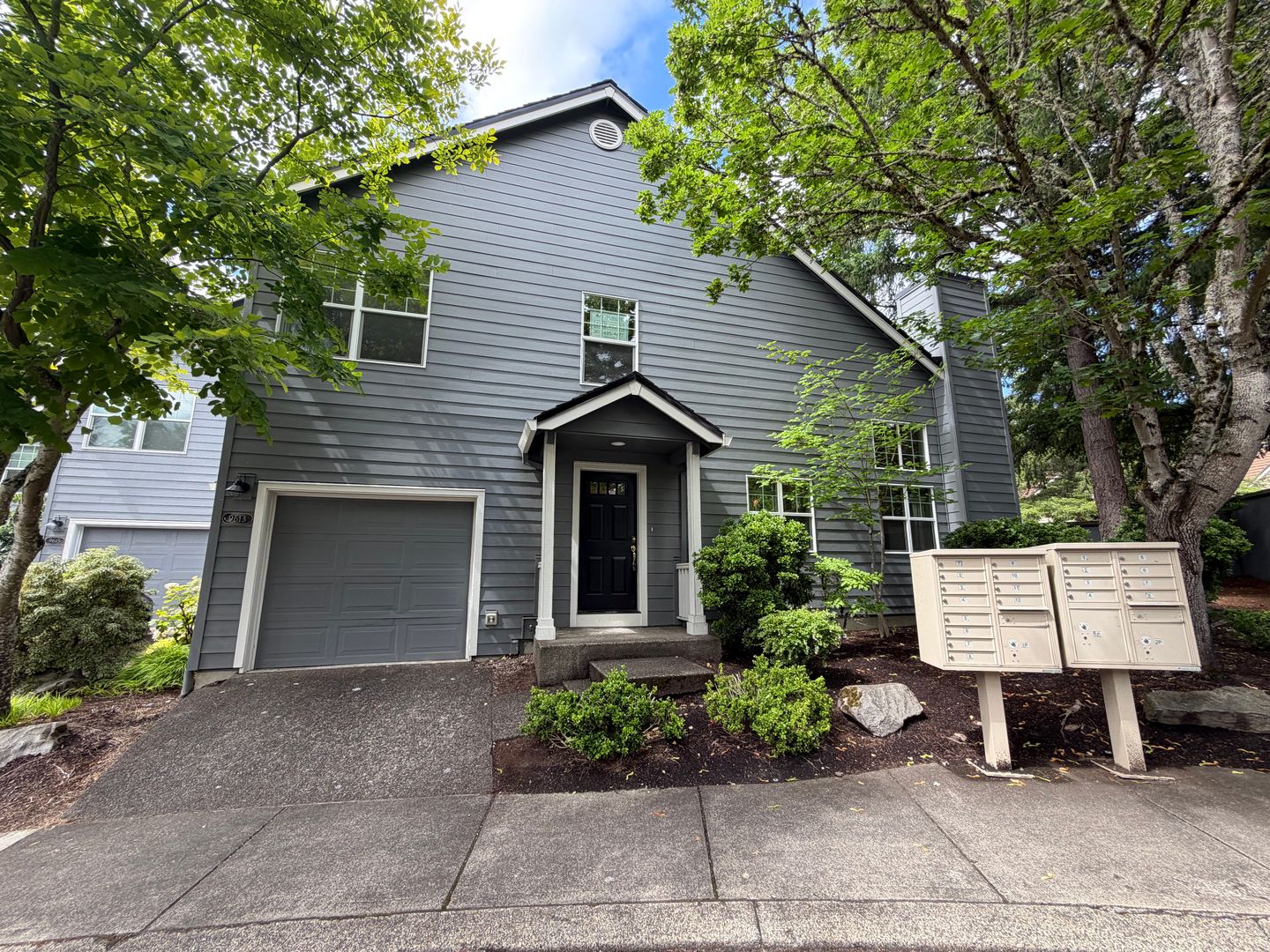 PORTLAND House: 9613 NW MILLER HILL DR