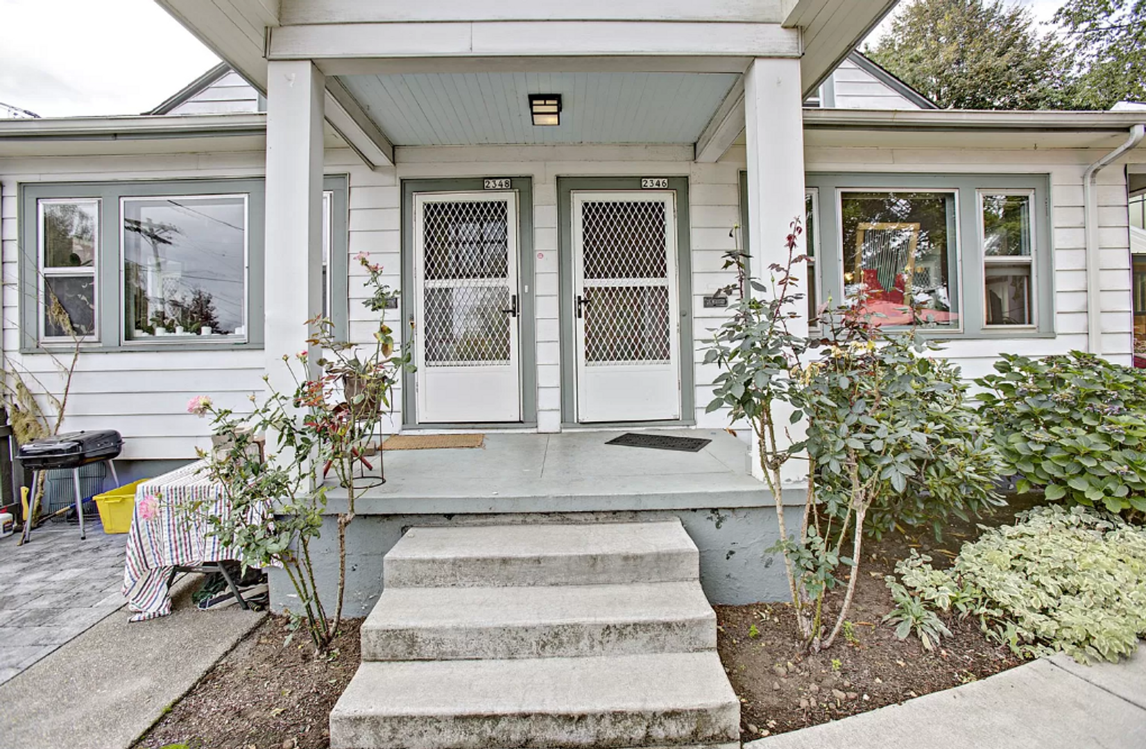 PORTLAND House: 2346 SE PINE ST.