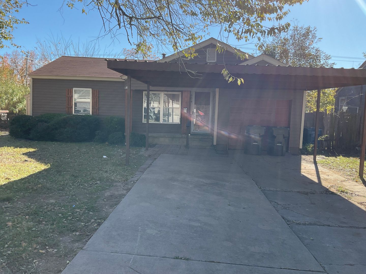 Midwest City House: 604 Foster Place