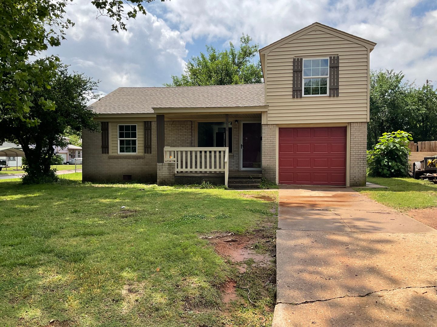 Del City House: 3416 SE 19th Street