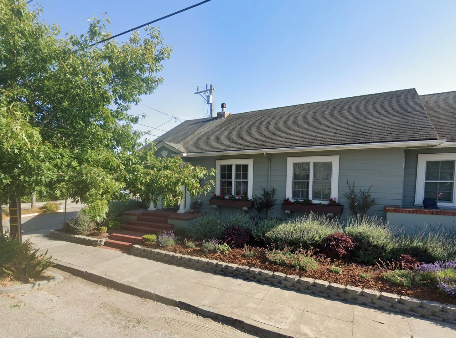 1303-07 Laurel Street
