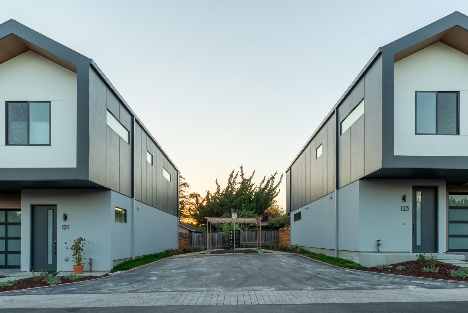 Soquel Apartment: 103 Darlington lane