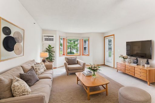 Tamarind Apartments – photo 1
