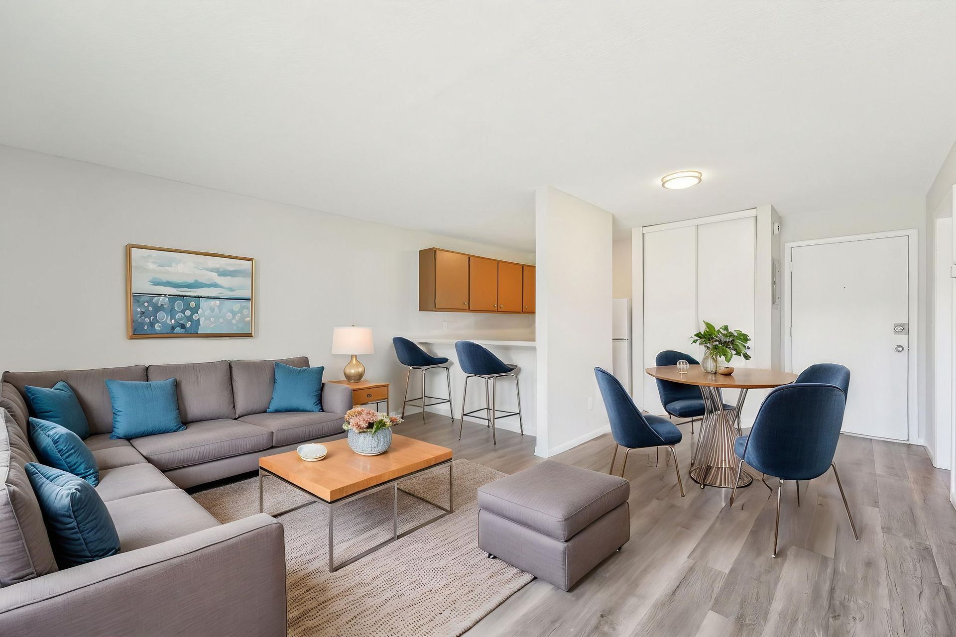 St. Louis Park Apartment: 4505-4515 W 36th Half St