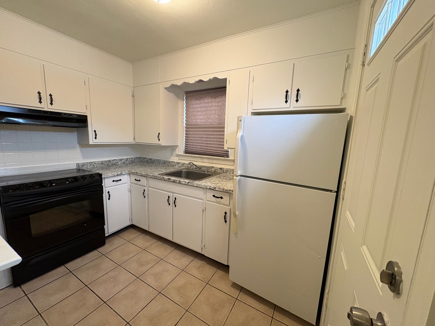 Phoenixville Apartment: 1-30 Kenalcon Drive