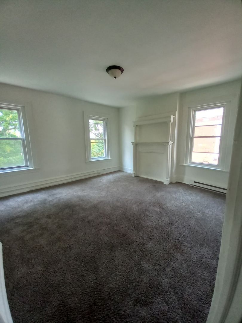Norristown Apartment: 917 Swede Street