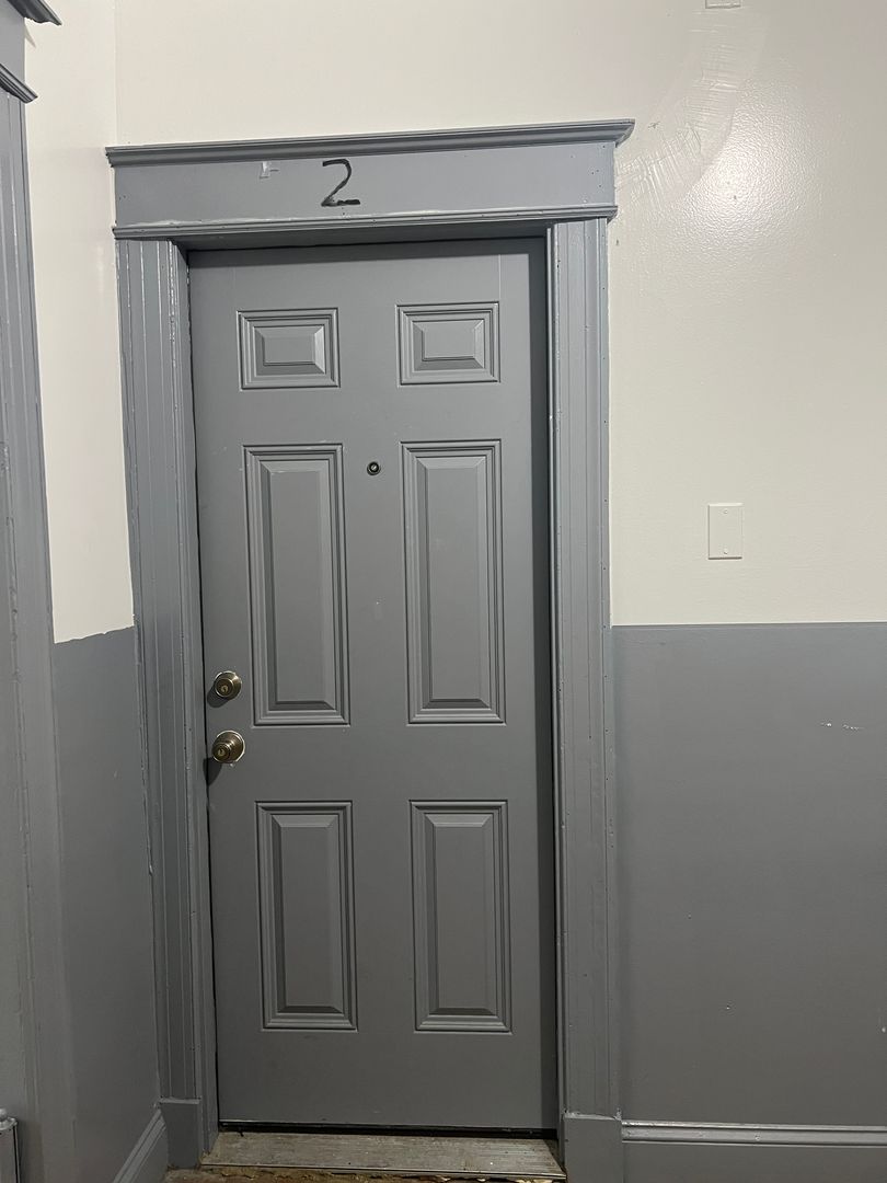 Washington Apartment: 741 Alabama St. SE