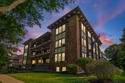 593 Park Ave | Unit 6 | 2bd/1ba | Incl. Heat & Hot Water | Park Ave | Off-Street Parking | Coin-Op Laundry | All-Season Porch – photo 1