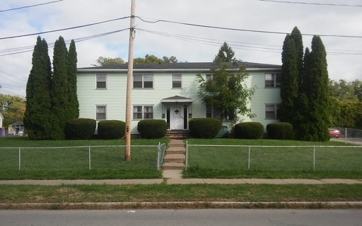 Irondequoit Apartment: 589 Rock Beach Rd