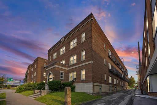49 Troup St | Apt 14 | 1 BD/1 BA | Great Location | Heat Included | ** New Security Deposit Alternative through Obligo!** – photo 1