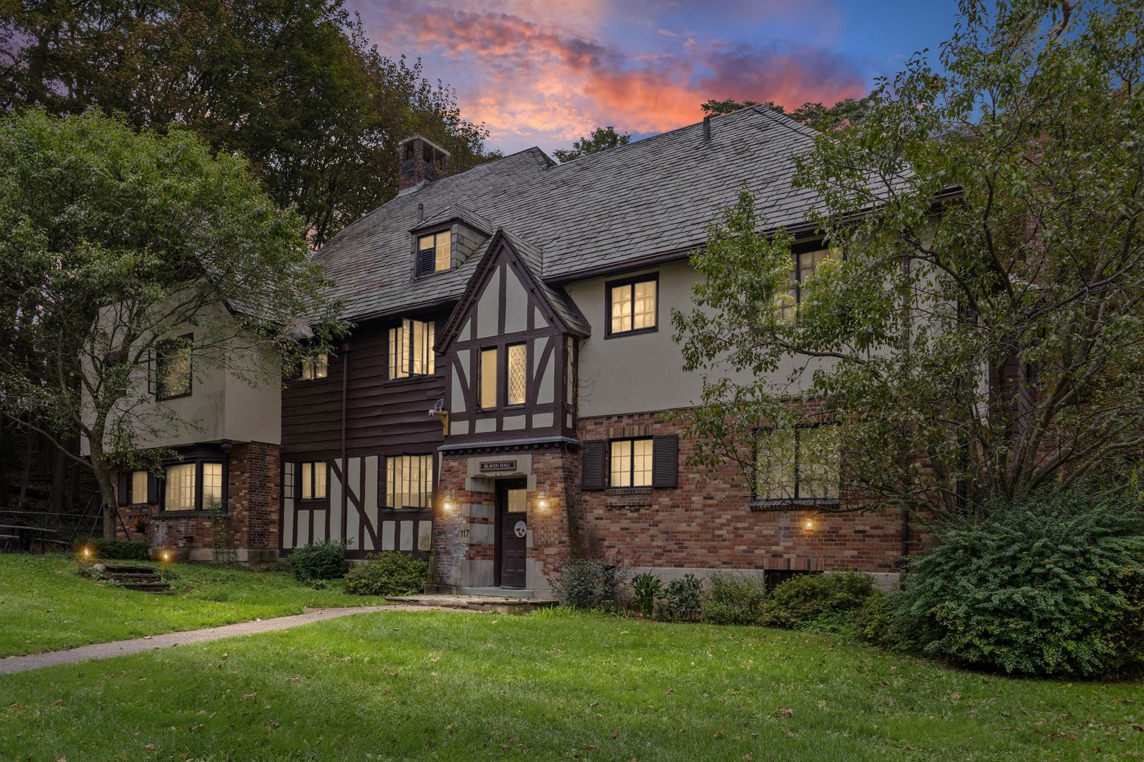 Rochester Apartment: 117 Highland Parkway