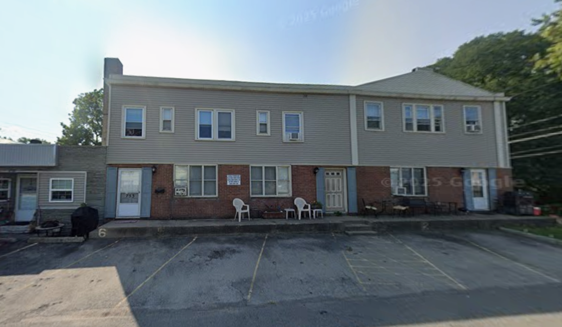 Irondequoit Apartment: 753 Washington Ave