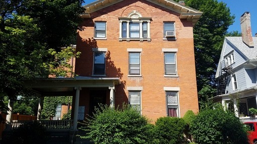 67 S. Washington St | Apt E | 1 BD/ 1BA | Heat Included | Off-Street Parking | Cornhill – photo 1
