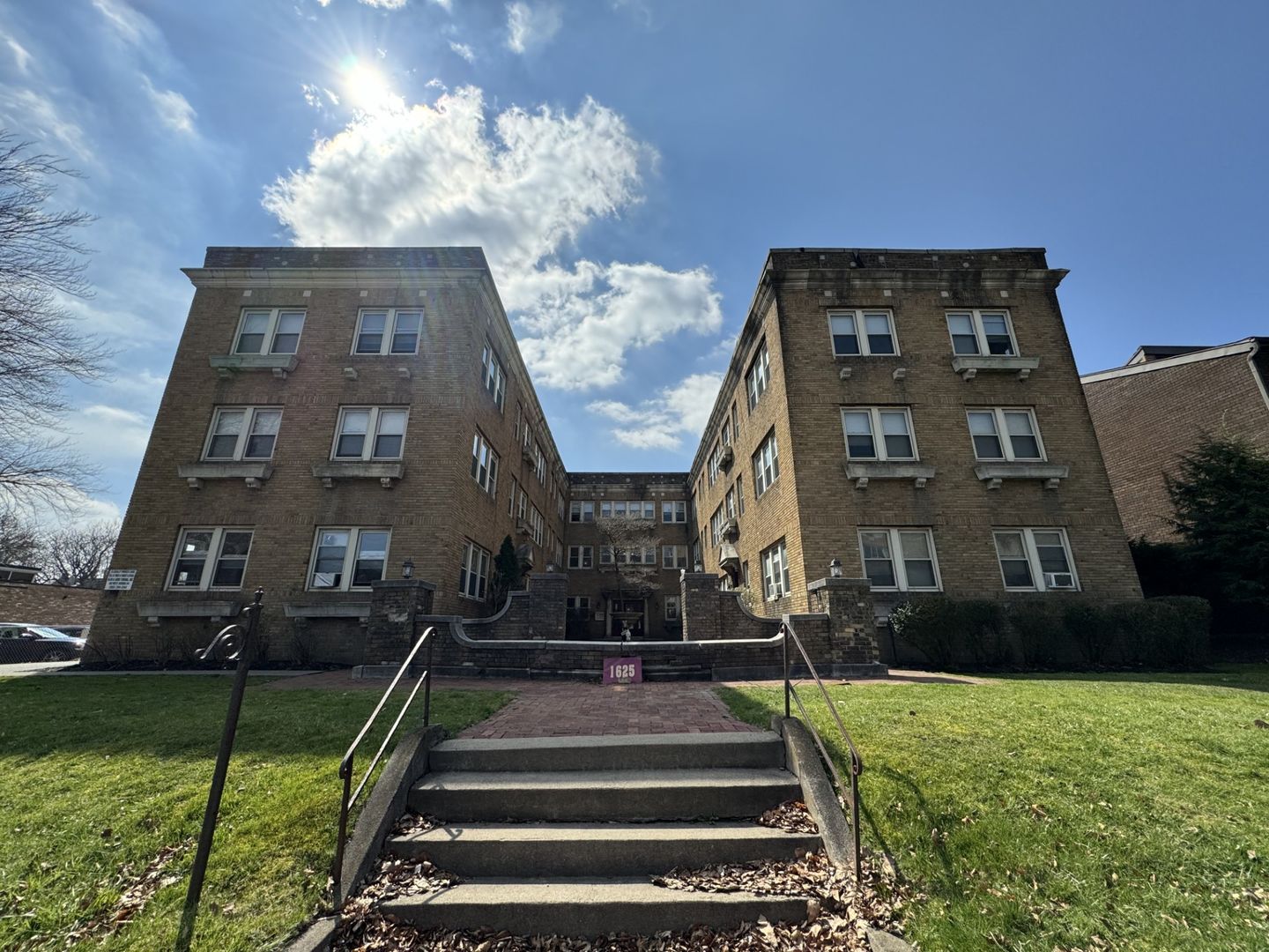 Rochester Apartment: 1615-1625 East Ave